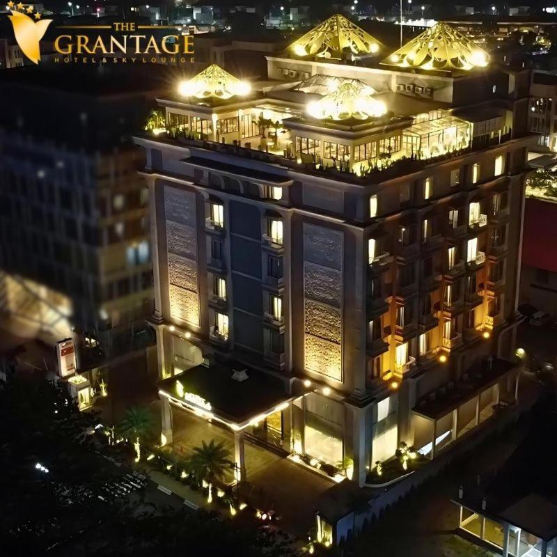 The Grantage Hotel & Sky Lounge Serpong Exterior photo